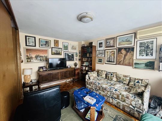 Stan,Novi Sad,Bulevar Oslobođenja,kv: 74.00, € 170