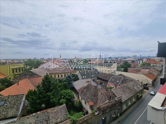 Stan,Novi Sad,Centar,kv: 148.00, € 244200