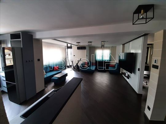 Stan,Novi Sad,Centar,kv: 176.00, € 800000