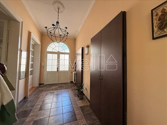 Stan,Novi Sad,Centar,kv: 88.00