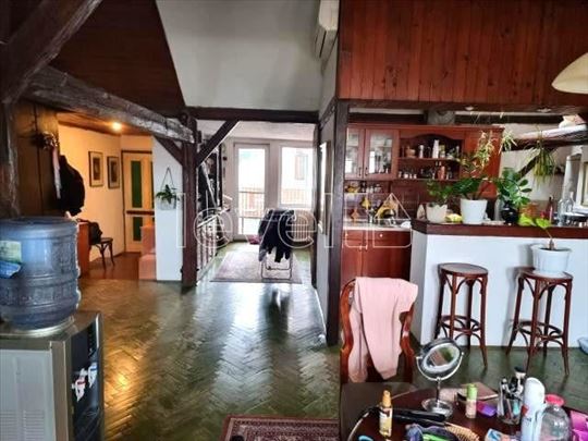 Stan,Novi Sad,Centar,kv: 90.00