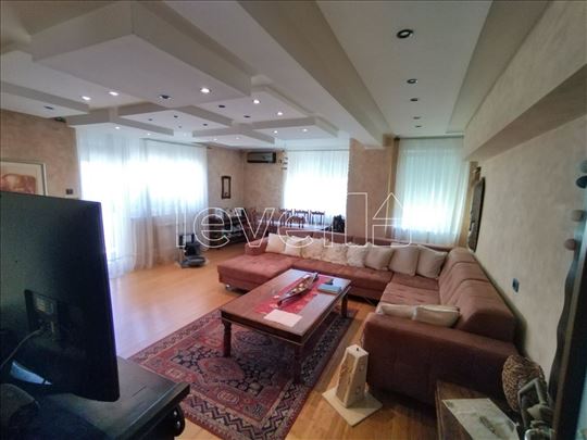 Stan,Novi Sad,Grbavica,kv: 115.00, € 295000