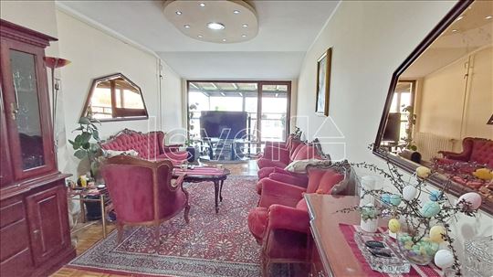 Stan,Novi Sad,Kej,kv: 136.71, € 320000