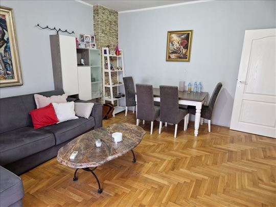 Stan,Novi Sad,Podbara,kv: 74.00