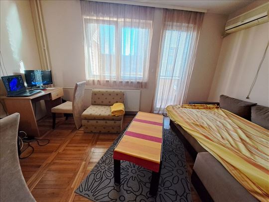 Stan,Novi Sad,Salajka,kv: 30.00, € 90000