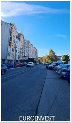 2,0 Odlična lokacija, namešten, bliže Adi