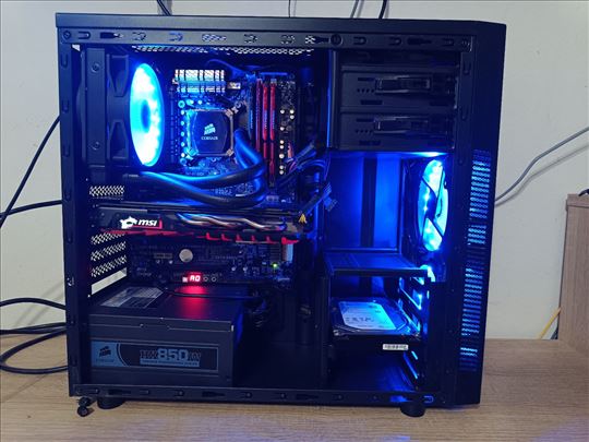 Gejmer I7/Grafika8GB/32GB RAM/SSD+HDD