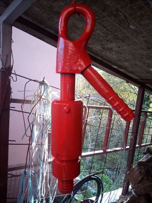 Ispirna glava mašine za bušenje bunara