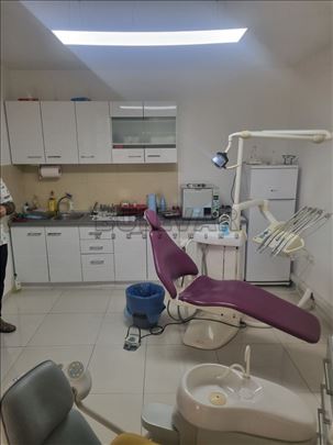 Izdaje se stan kao poslovni prostor, kod Medicinsk