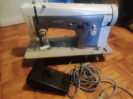 Mašina za šivenje Bagat 555