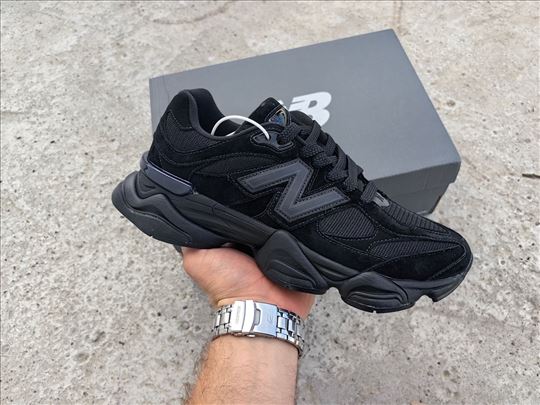 New Balance 9060, Triple Black; New Balance patike