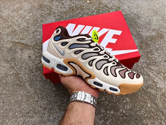 NIKE AIR MAX PLUS TN DRIFT Cacao Nike Drift Patike