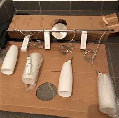 NOV luster visilica sa 4 kugle 4.000 din