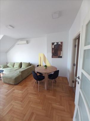 Prodaja - 1.5 stan - centar -  blizina pozorišta