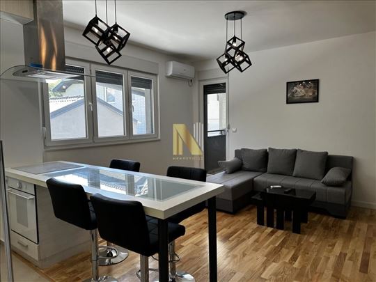 Prodaja - 1.5 stan u novoizgrađenoj zgradi - blizi