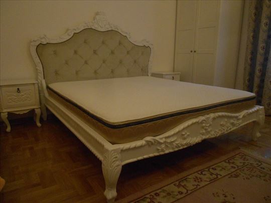 Stilski krevet,francuski ležaj,puno drvo.Novo