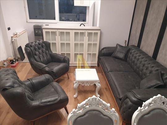 Trosoban, renoviran stan Novo naselje