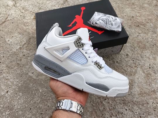 Air Jordan 4 retro, White Oreo; Nove Jordan patike
