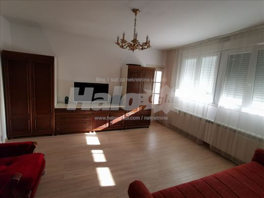 borska, Miljakovac, 2.5 dvoiposoban, 65 m