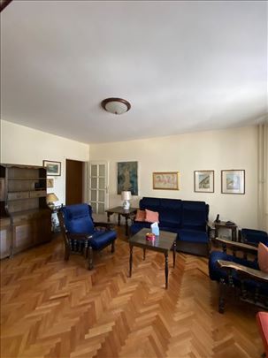 Botanička bašta, Cvijićeva, Trosoban