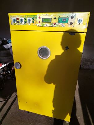 Inkubator Morava 1152