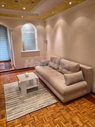 Izdavanje stan, Blok 45, Lux