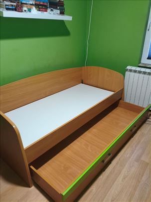 Krevet sa fiokom i dusekom