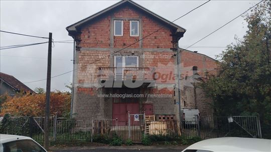 Kuca na prodaju hitno!!!