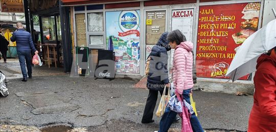 Lokal pekara hemija radnja kancelarija ordinpijaca