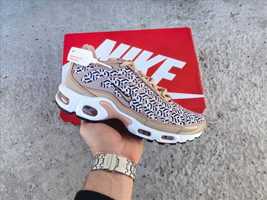 Nike Air Max Plus TN, United In Victory; TN Patike