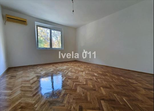 Odlična garsonjera - Braće Jerković ID#4001