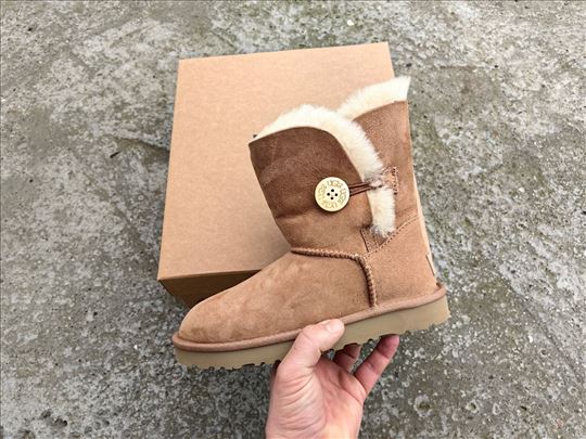 UGG Mini Bailey Button, Brown; Ugg Braon Cizme