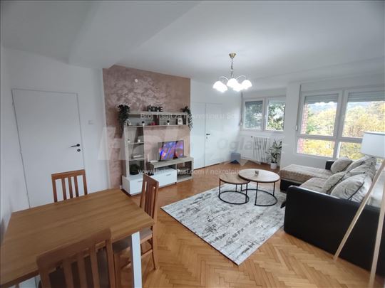 Blok 4, Pariske komune, 2.5 renoviran