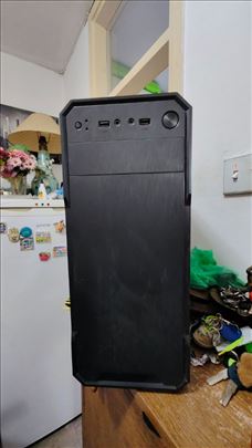 Desktop računar za gejming i svakodnevni rad