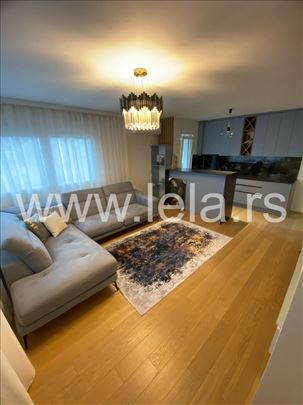 Dvosoban stan nedaleko od pijace