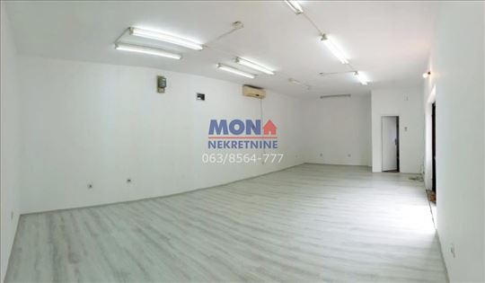 Lokal, Bežanijska kosa 2 kod pijace, 65m2