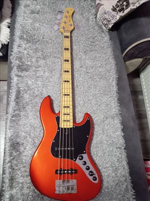 Marcus Miller V7 Sire bass gitara