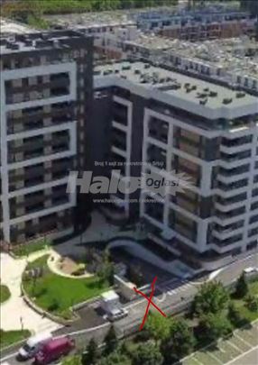 Nadzemno Parking mesto Wellport