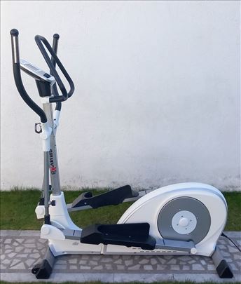 Nordijsko trcanje Crane X8