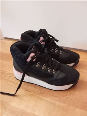 Tommy Hilfiger zimske patike 41 broj