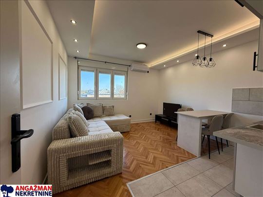 Zemun - Zlatiborska 52kvm