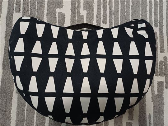 Ikea podloga za laptop