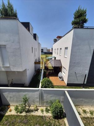 Novi Sad, Vidovdansko naselje – premium triplex st