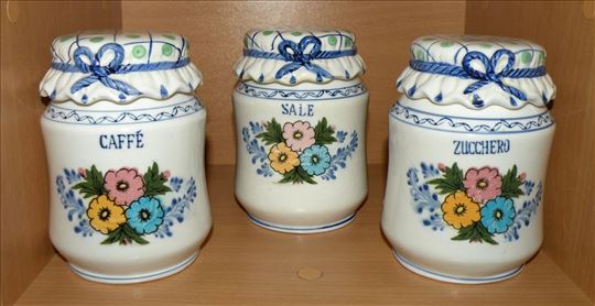  Posude za kafu, šećer i so 
