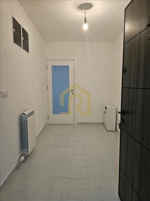 Prodaja, Mali Mokri lug, stan sa parking mestom, I