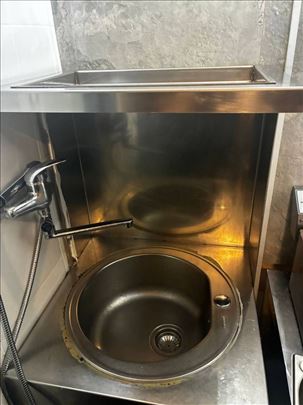 Profesionalni kuhinjski sudoper sa donjim i gornji