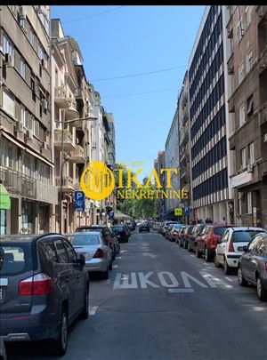 Stari grad, Kosovska stan u suterenu 18m2