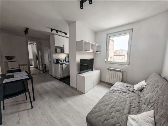 Bajlonijeva pijaca 35m2, 1.5