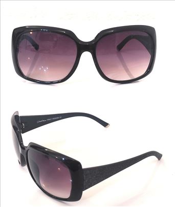 Gabriela Marioni crne naočare za sunce