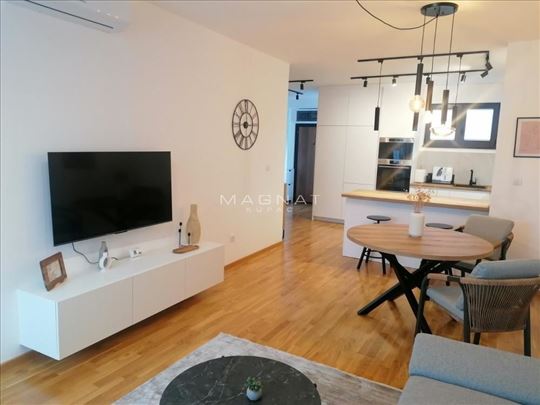 Hadžipopovac- dvosoban - udobnost, stil i potpuna 